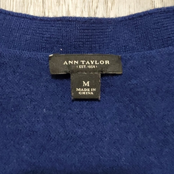 Long Ann Taylor Cardigan - Picture 3 of 3